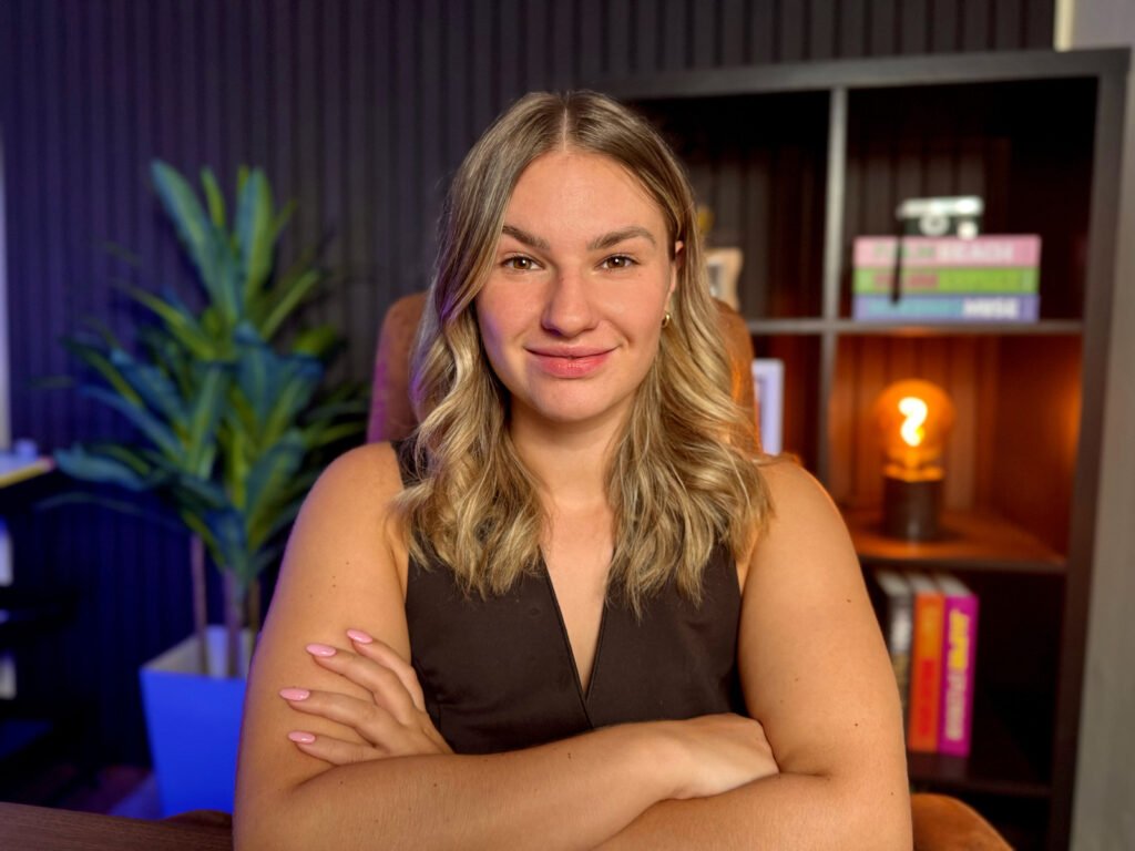 Portrait d'Abi Connick dans son studio — Abi Connick