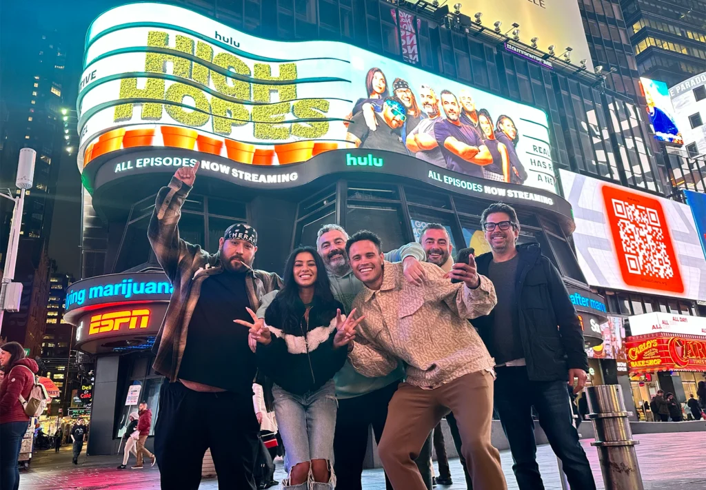 « High Hopes » à Times Square — Alana Louise