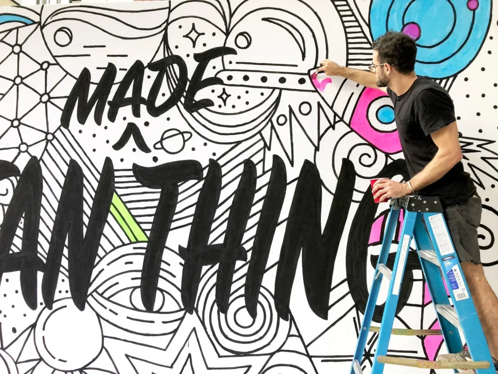 SyFy — « coloring book mural » en direct — Adam Vicarel