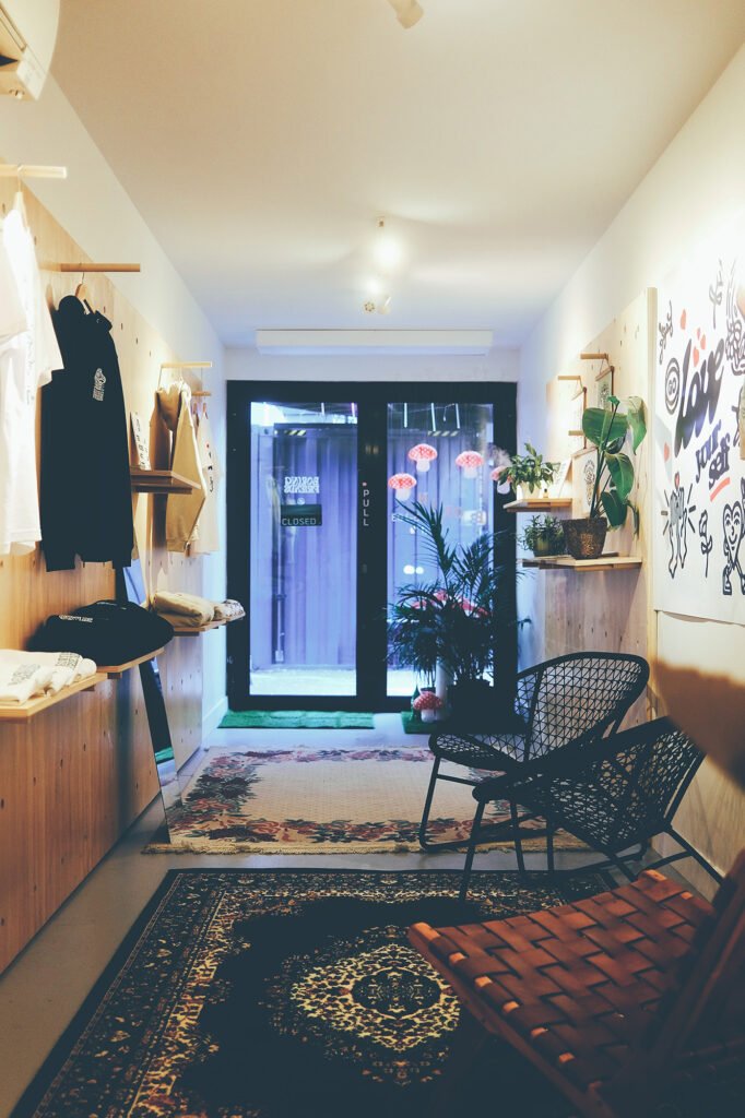 Boutique éphémère Boring Friends — Boring Friends