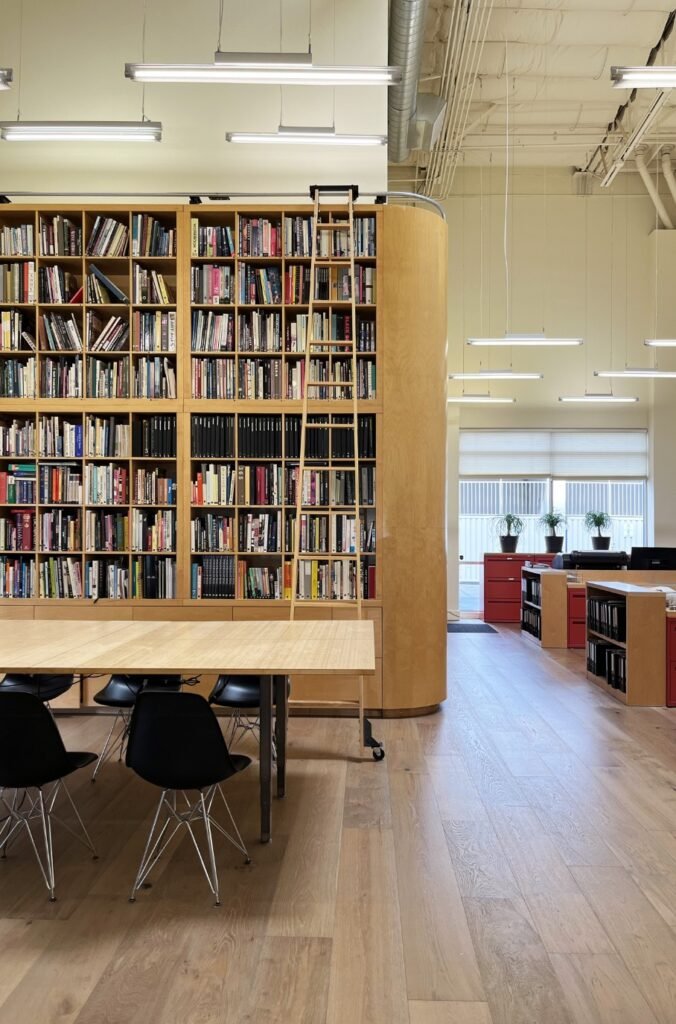 Le studio : bibliothèque de référence — CF Napa Brand Design