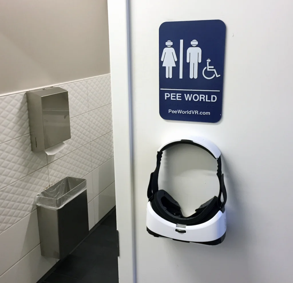 Pee World VR — Pablo Rochat