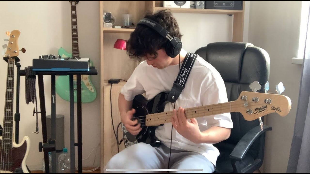 Image de la vidéo Disease par dariusBass
