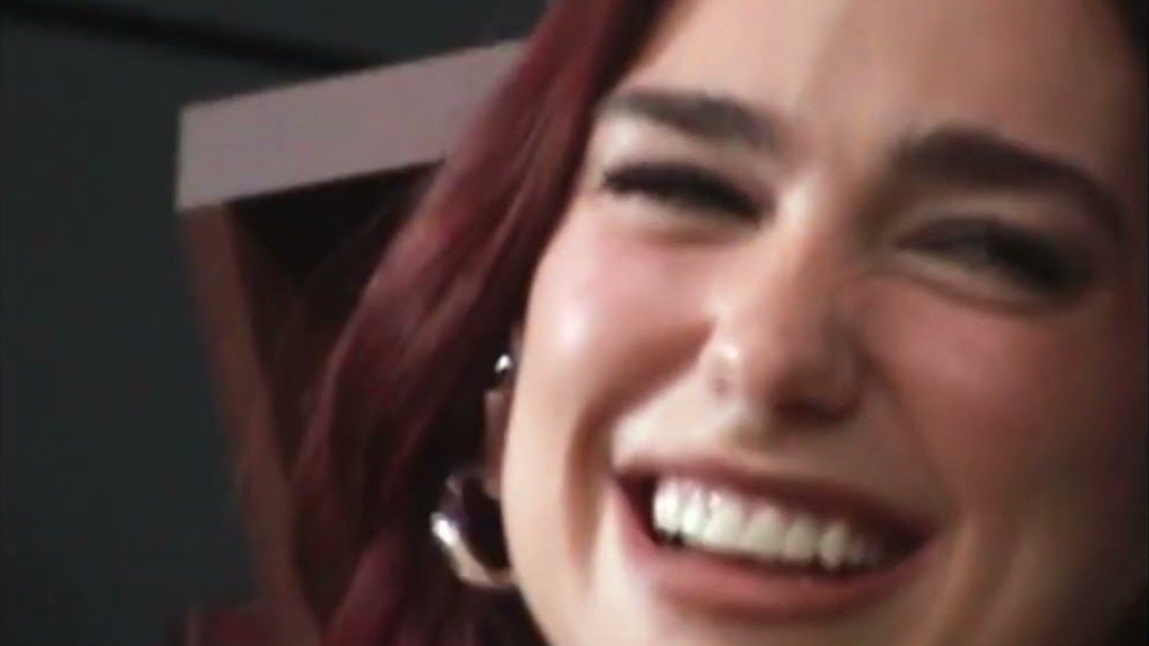 Image de la vidéo Training Season (acoustique) par Dua Lipa