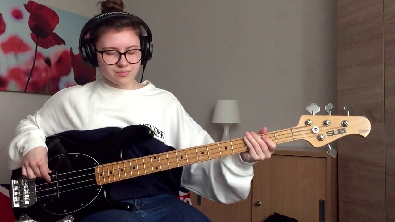 Image de la vidéo Don't Start Now par juliaplaysgroove