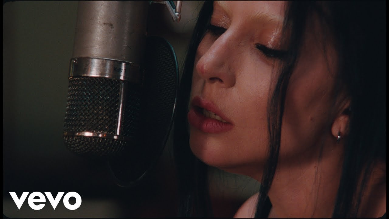 Image de la vidéo Disease (The Antidote Live) par Lady Gaga