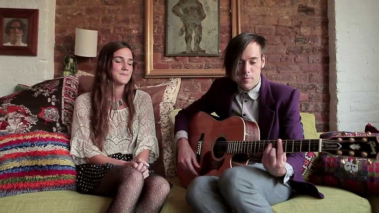 Image de la vidéo She Ain't Speakin' Now par of Montreal