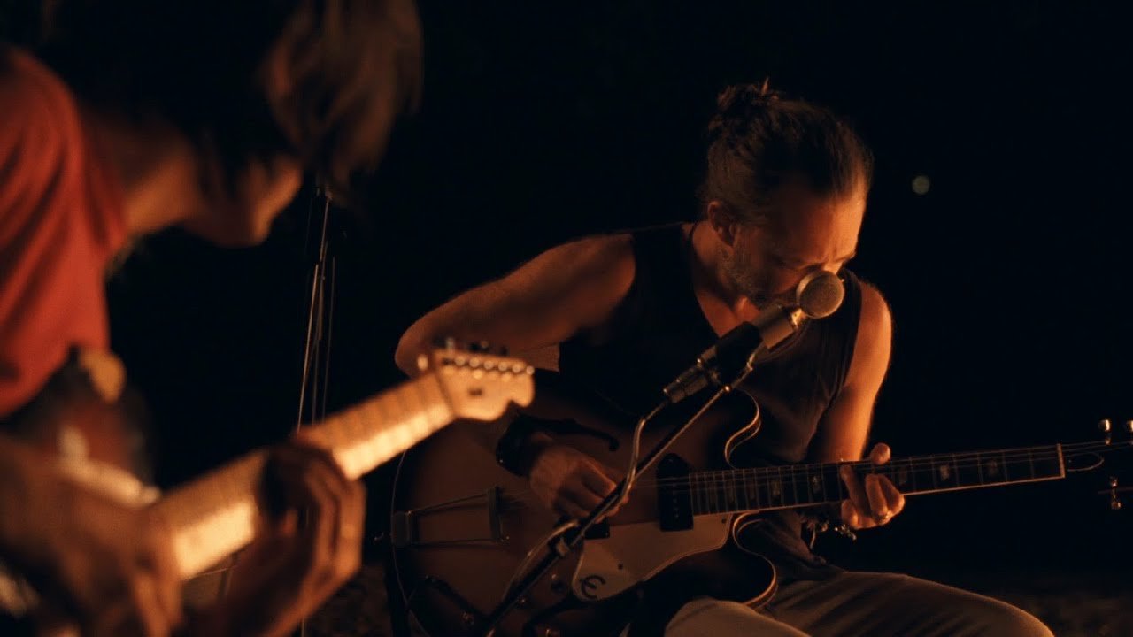Image de la vidéo Present Tense par Radiohead