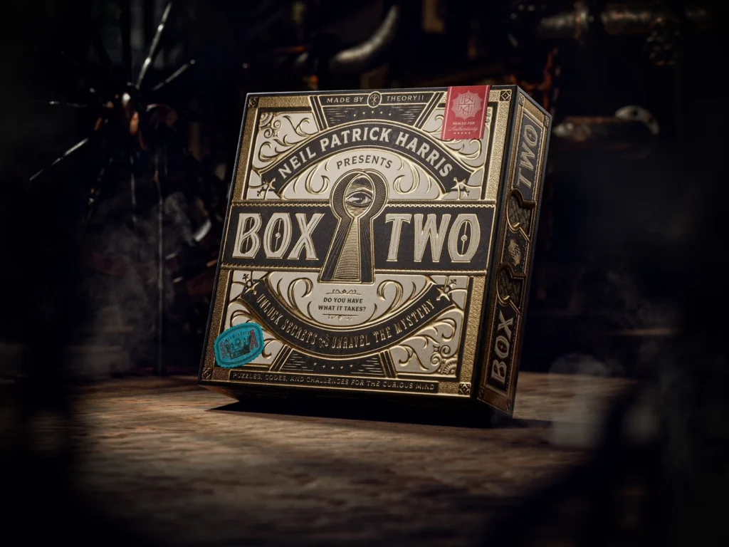 Box Two — jeu de société (Theory11) — Clark Orr