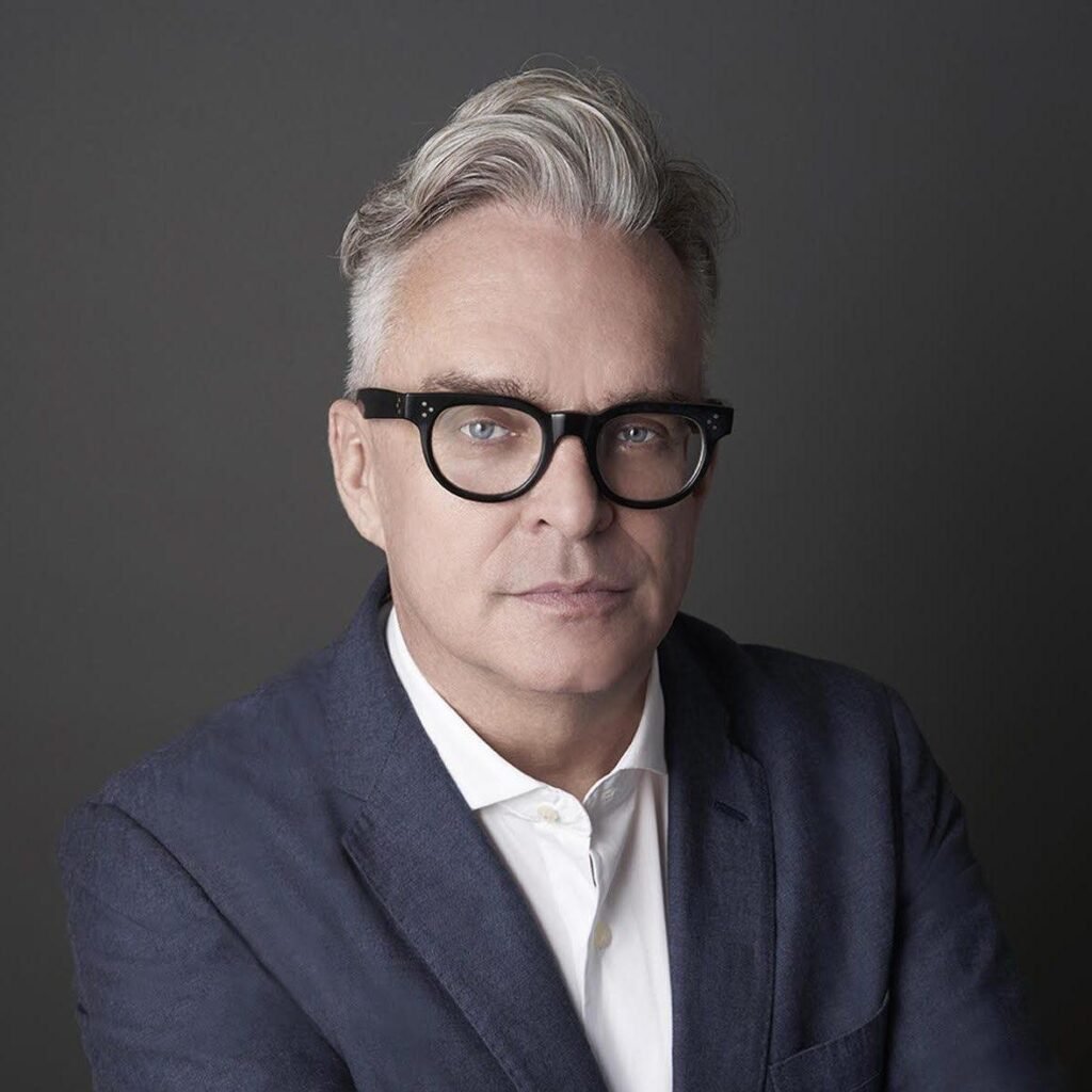 Portrait de Brian Collins, cofondateur de COLLINS — COLLINS