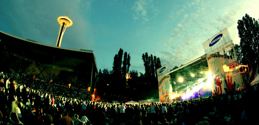 Bumbershoot, la grande scène — Dan Stiles