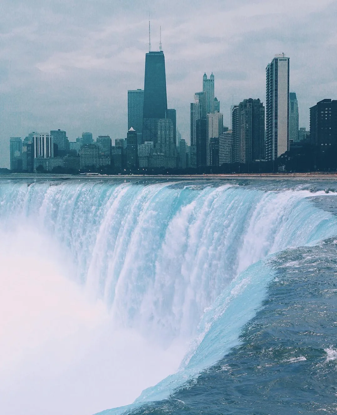 Tours et cascade — Elise Swopes