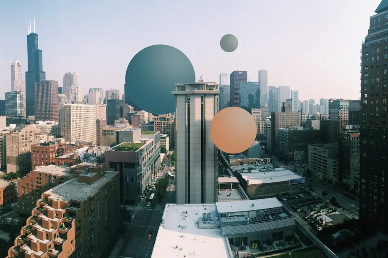 Sphères sur la ville — Elise Swopes