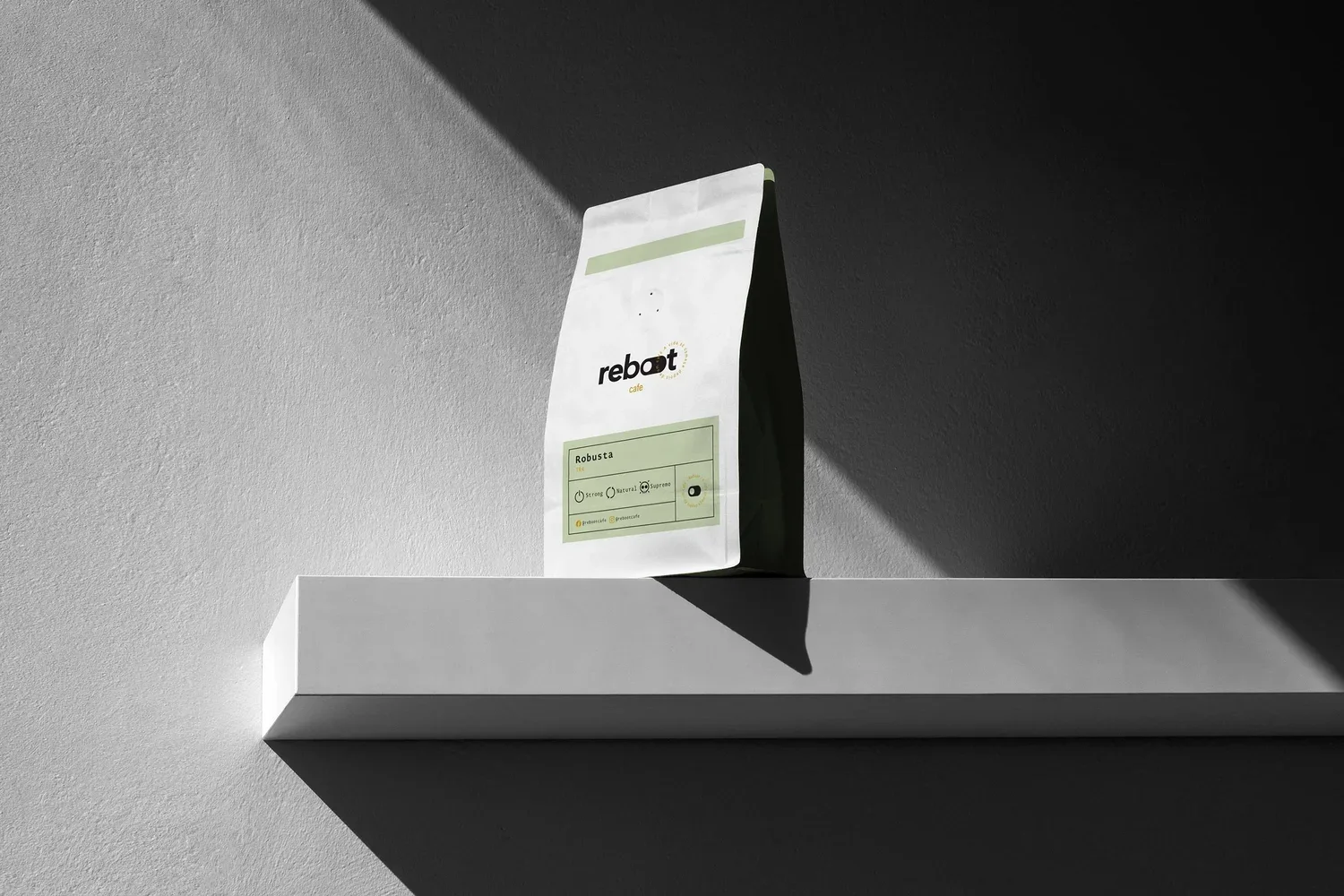 Reboot Café, sachet de café — Felipe Holman