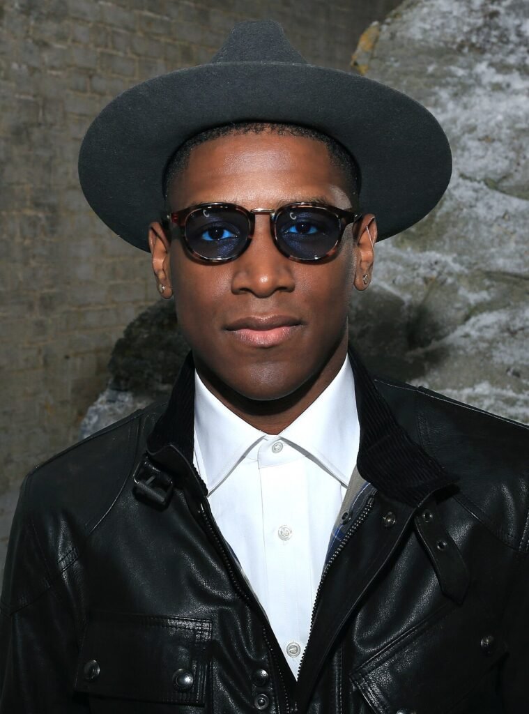 Labrinth, portrait — Labrinth