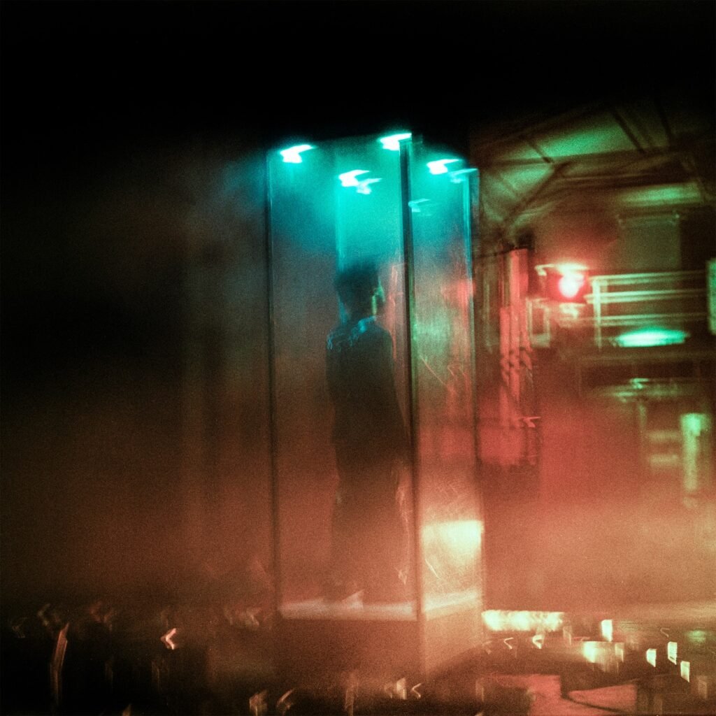 Pochette de Ends & Begins — Labrinth