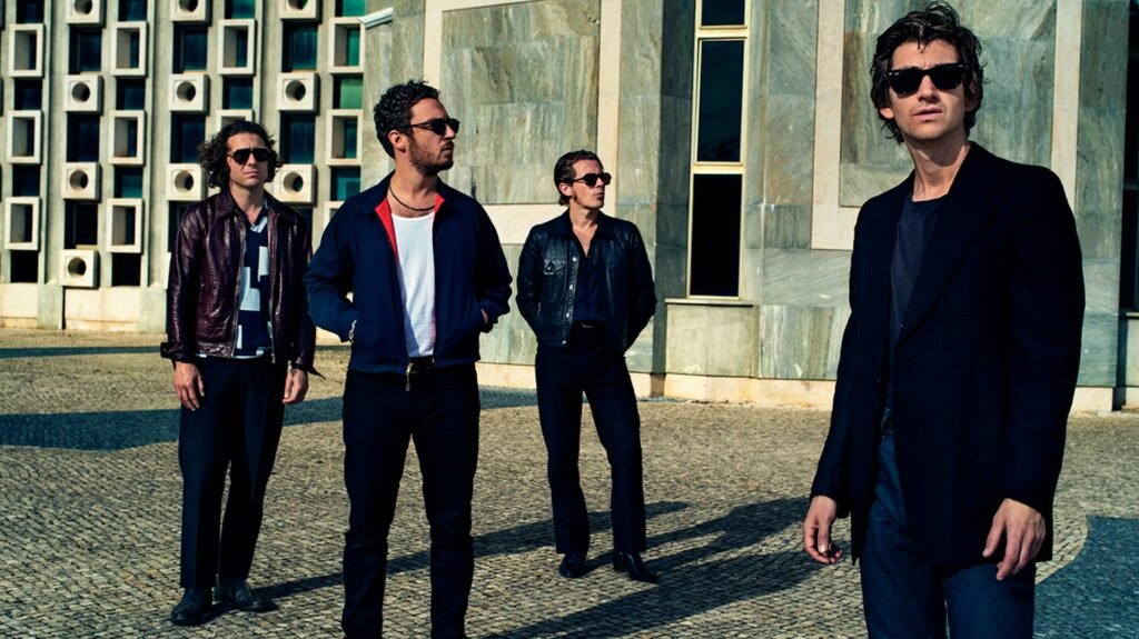 Arctic Monkeys au soleil, pour MOJO — The Car, Arctic Monkeys